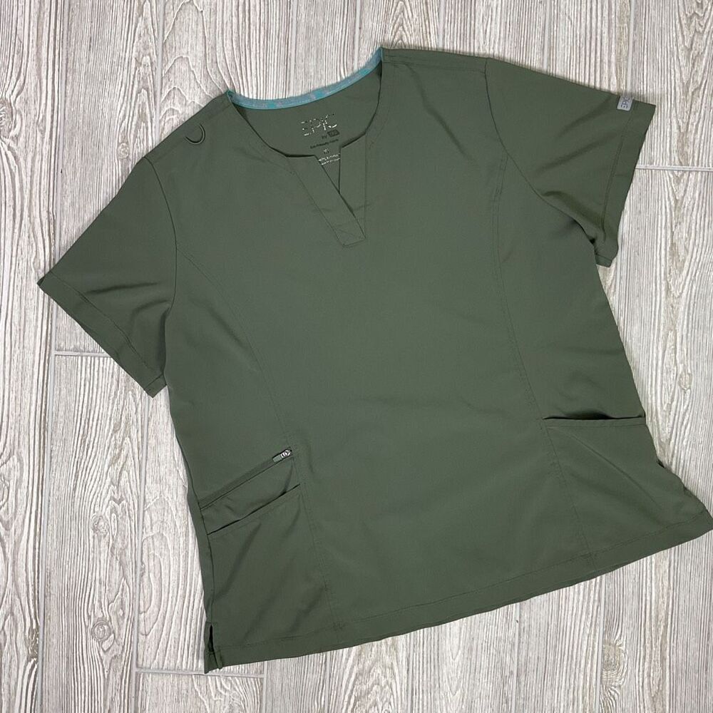 EPIC by IRG Women's Size XL Olive Green Short Sleeve Scrub Top Shirt Nursing Hea